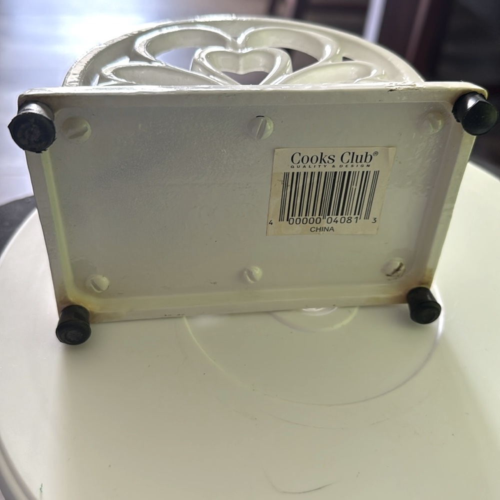 Cast Iron Enamel Napkin Mail Letter Holder Classic Design - Picture 10 of 10